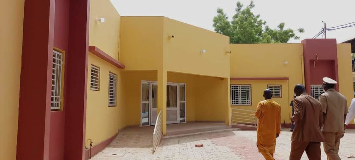 Kayes : le gouverneur s’enquiert de l’état d’avancement des travaux du centre de dialyse