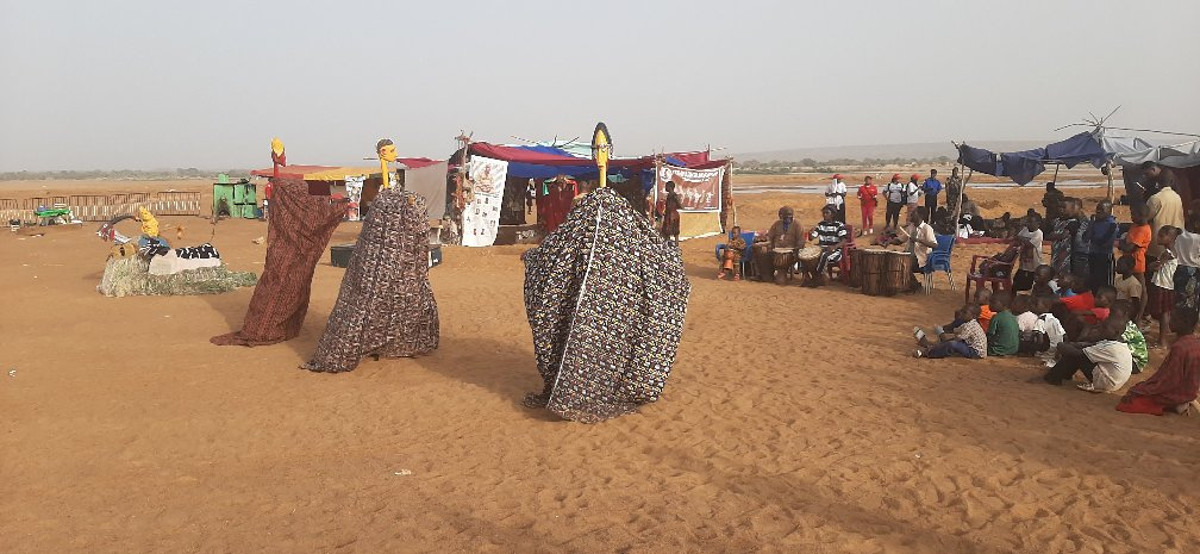 Multiplication des festivals : des acteurs culturels demandent la professionnalisation du secteur