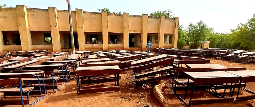 Bafoulabé : des tables-bancs offerts à une école de la ville