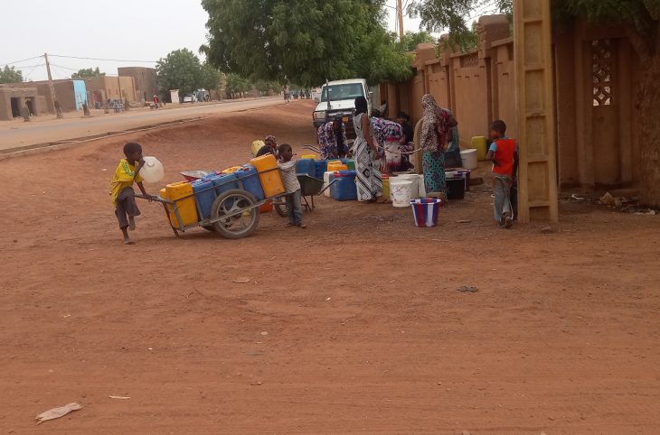 Distribution gratuite d'eau à Bourem