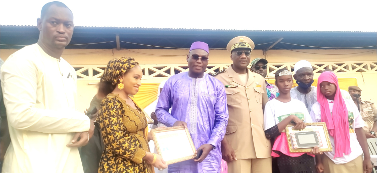 Kayes : Fatoumata Diallo, vainqueure de la 1ere édition du concours « Je lis, je sais »