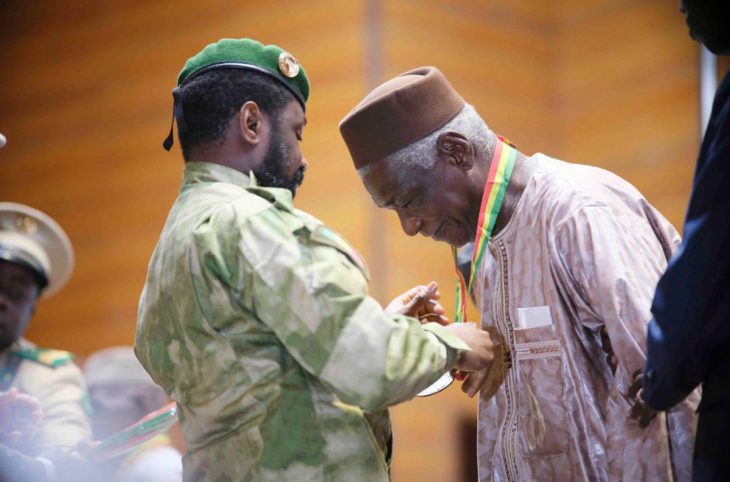 Mali : des insignes, certificats et drapeaux pour plus de 18 mille autorités traditionnelles