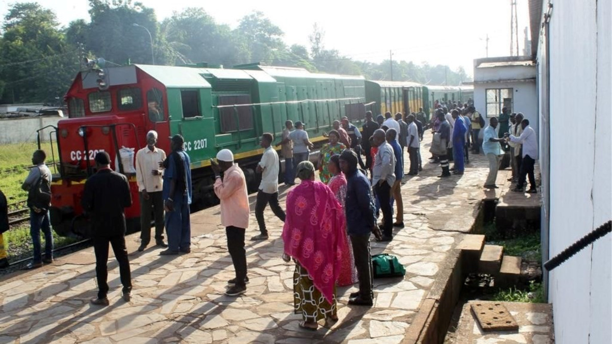 Train voyageur : des jeunes de Kayes impatients de la reprise effective du trafic ferroviaire