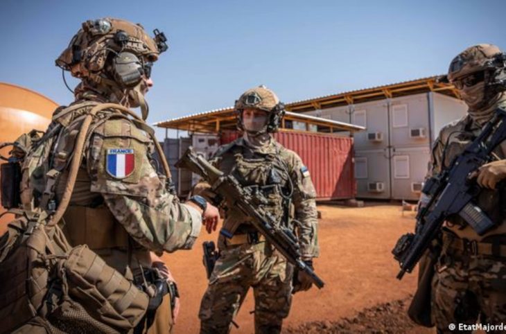 Mali : la France rejette les accusations de soutien aux terroristes