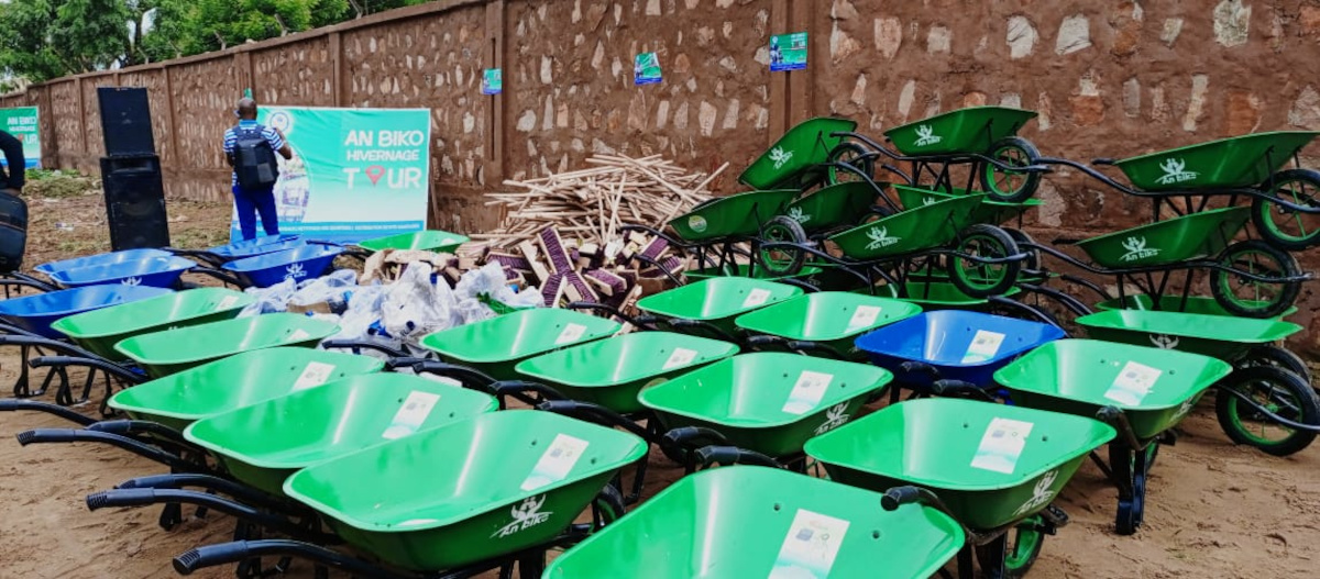 Kayes : Remise de matériels d’assainissement aux quartiers