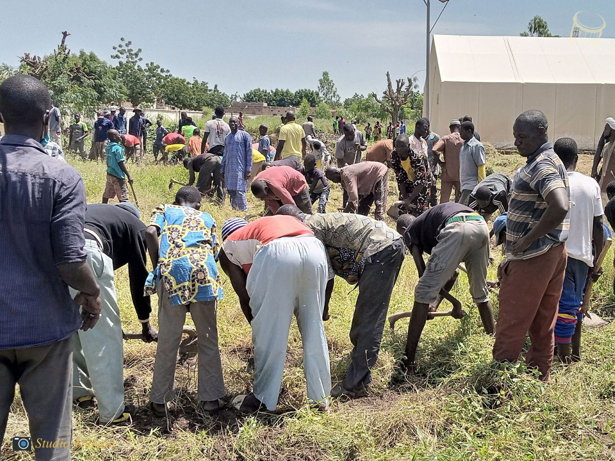A San, mobilisation des jeunes pour assainir l’hôpital