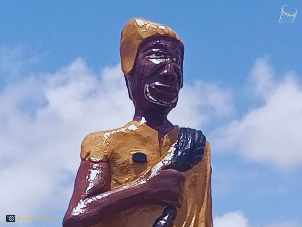 Une statue dressée au nom du fondateur du village de Zégoua