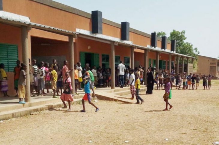 Rentrée scolaire au Mali : près de 1 500 écoles restent fermées