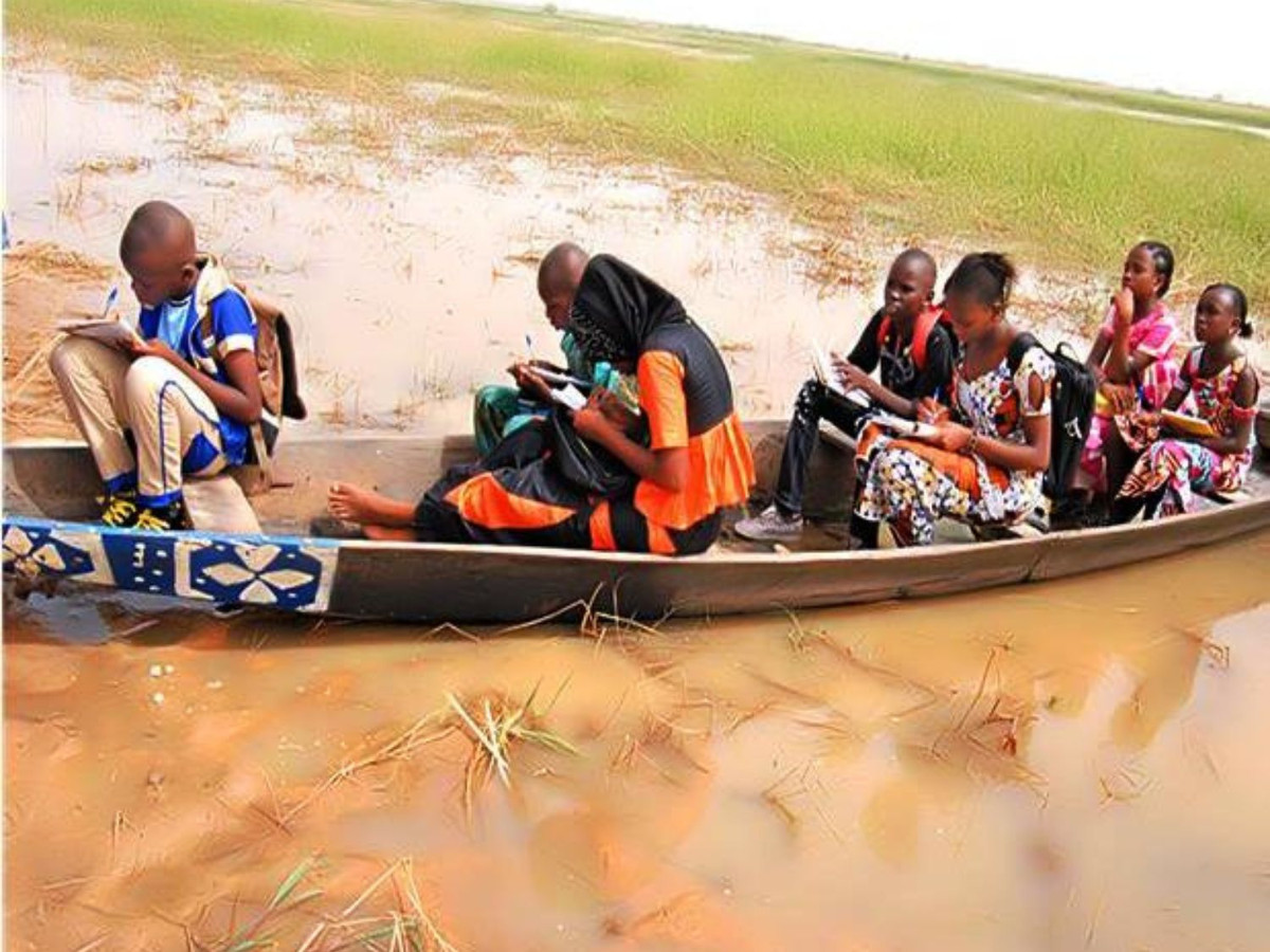 Traversée du fleuve : l’angoisse quotidien des élèves de Bafoulabé et Macina