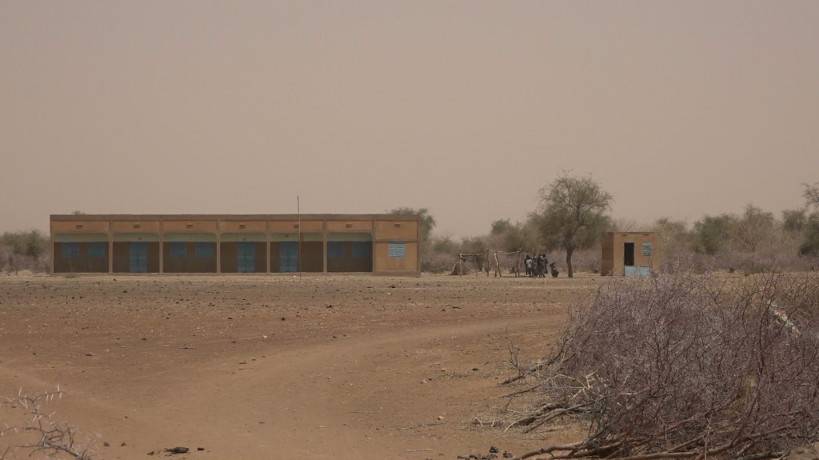 De la peur après le passage d’hommes armés dans des écoles à Yorosso