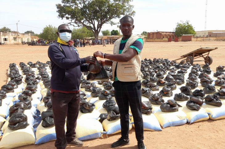 <strong>Yorosso : remise de produits alimentaires à des familles vulnérables</strong>
