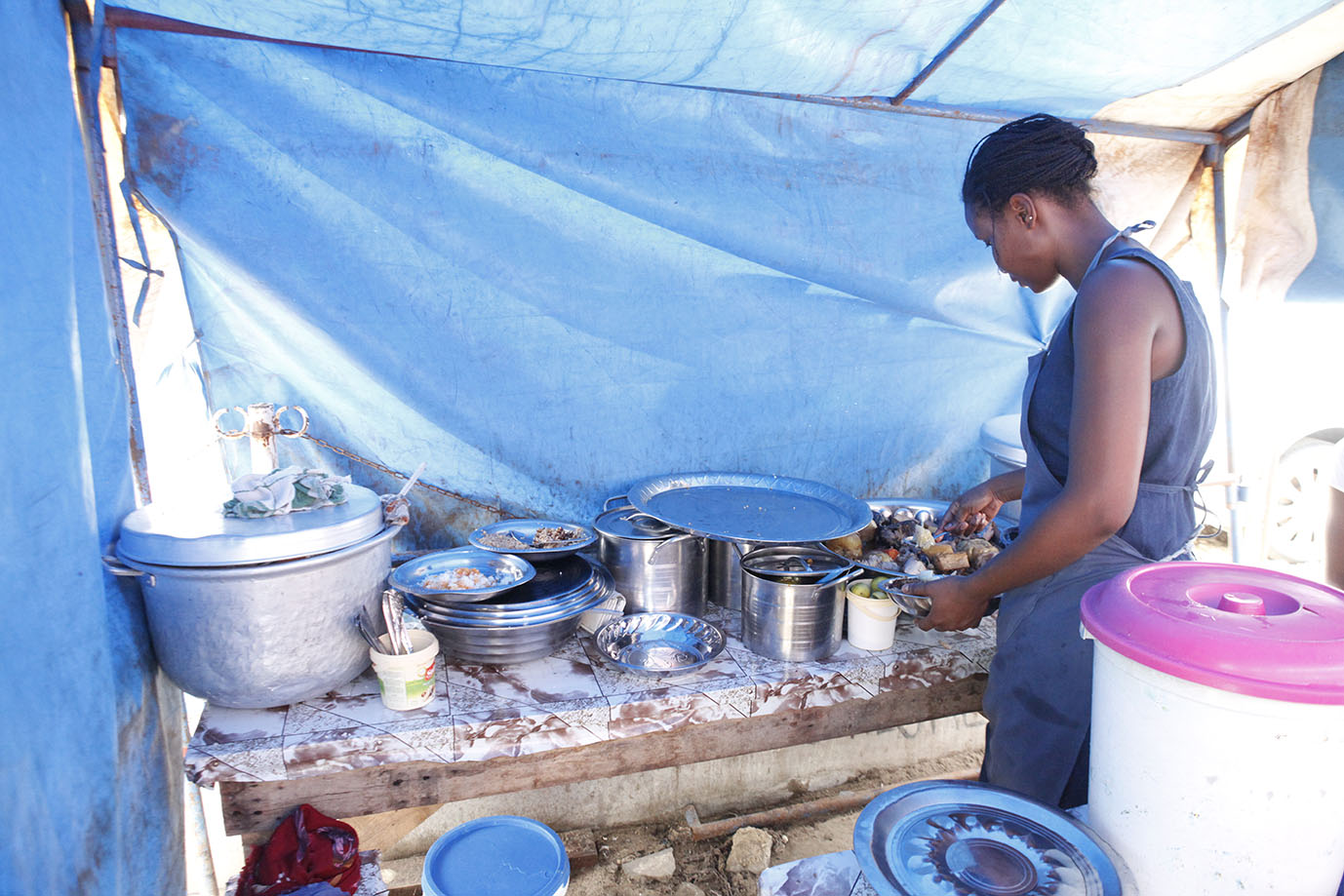 <strong>MALI-KURA : vente de nourriture au dehors, les règles d’hygiène alimentaire banalisées</strong>