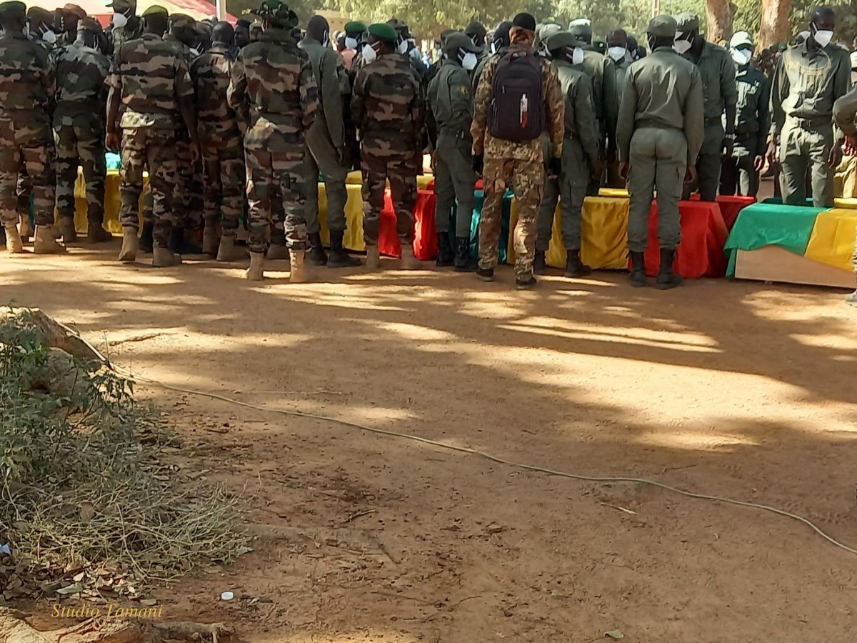 <strong>Ségou : les 14 soldats tués entre Koumara et Macina ont été inhumés</strong>