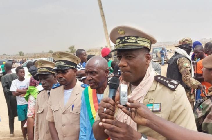 <strong>Le gouverneur de Kayes rencontre les populations de Aourou et Melga</strong>