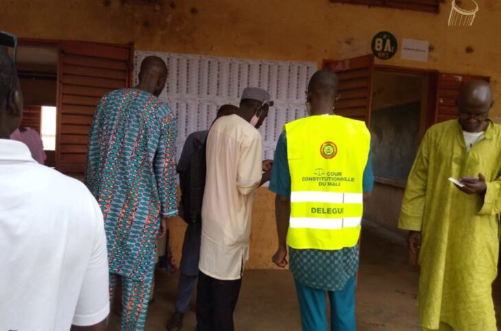 Des urnes emportées par des hommes armés dans la région de Koulikoro
