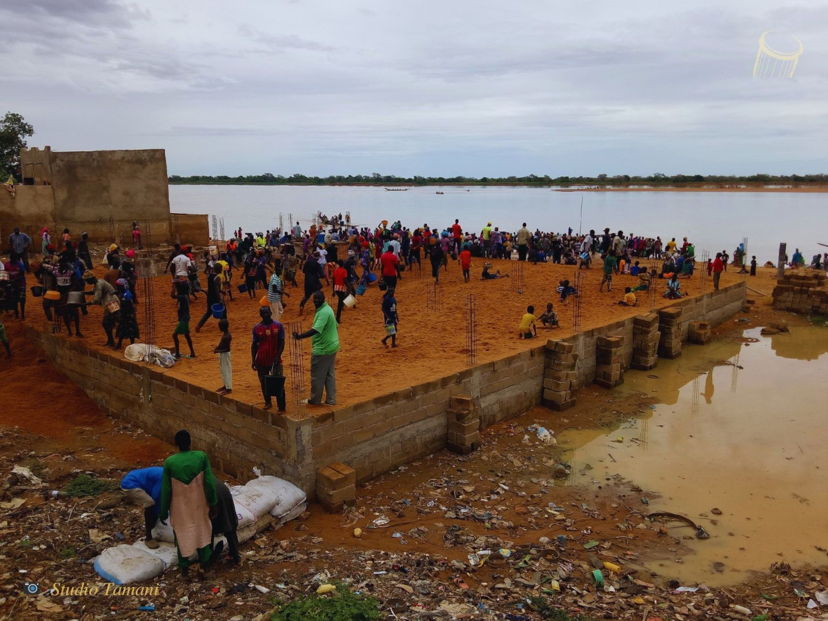 Des jeunes mobilisés à Macina pour la construction d’une mosquée