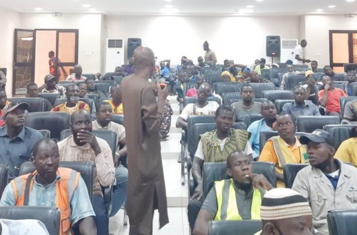 Kayes : des conducteurs d'engins à deux roues formés en sécurité routière