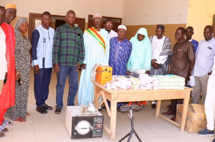 Goundam : une radio soutient les structures de santé en équipements