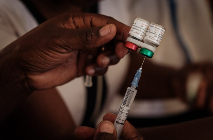 Paludisme: le vaccin R21-Matrix-M disponible en 2024