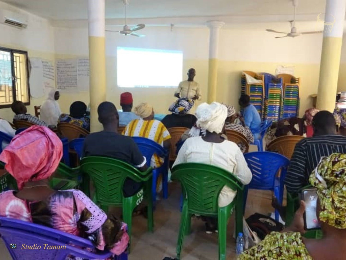 Kita : des para-juristes outillés sur la santé et le droit sexuel