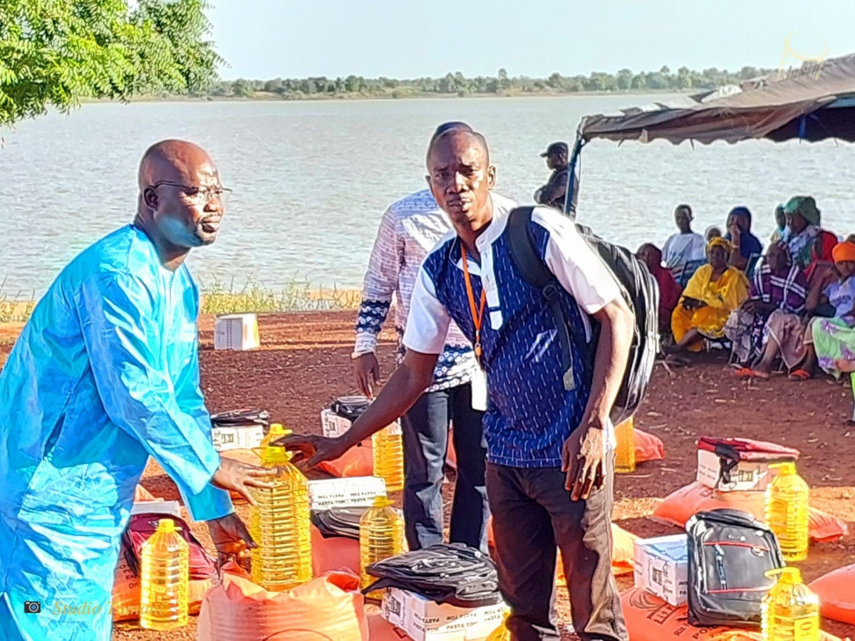 Koulikoro : soutien aux personnes affectées par l’attaque contre le bateau Tombouctou