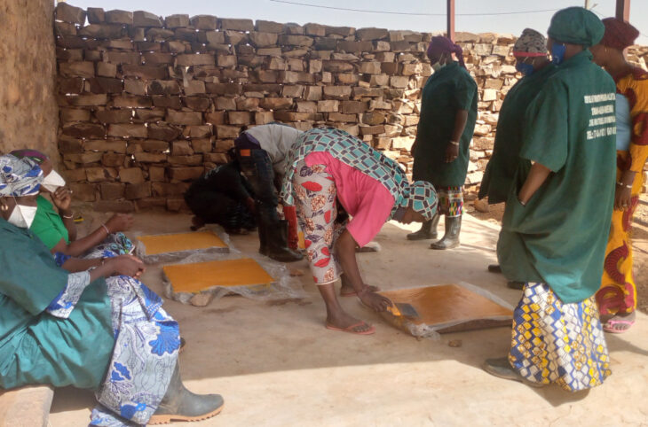 Les femmes déplacées de Bandiagara à l'école de la résilience