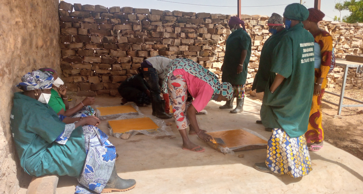 Les femmes déplacées de Bandiagara à l’école de la résilience