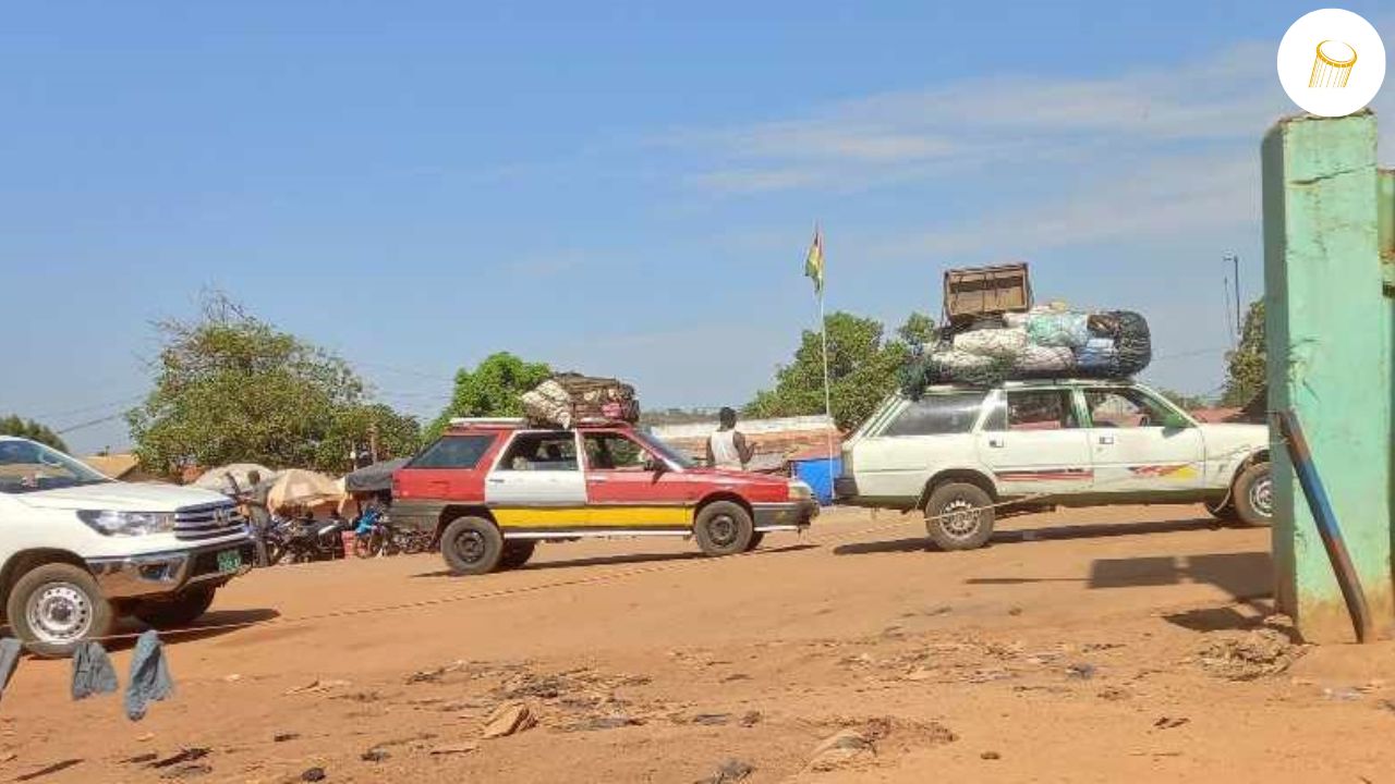 Les voyageurs dénoncent le racket aux frontières