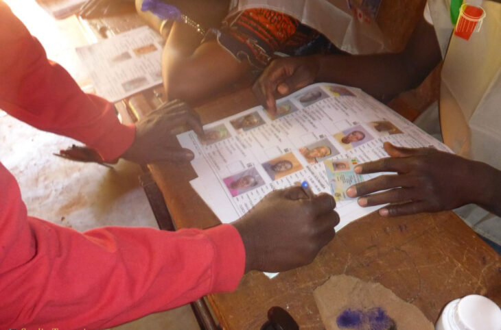 Transition : des partis regrettent le « flou » sur la date des élections