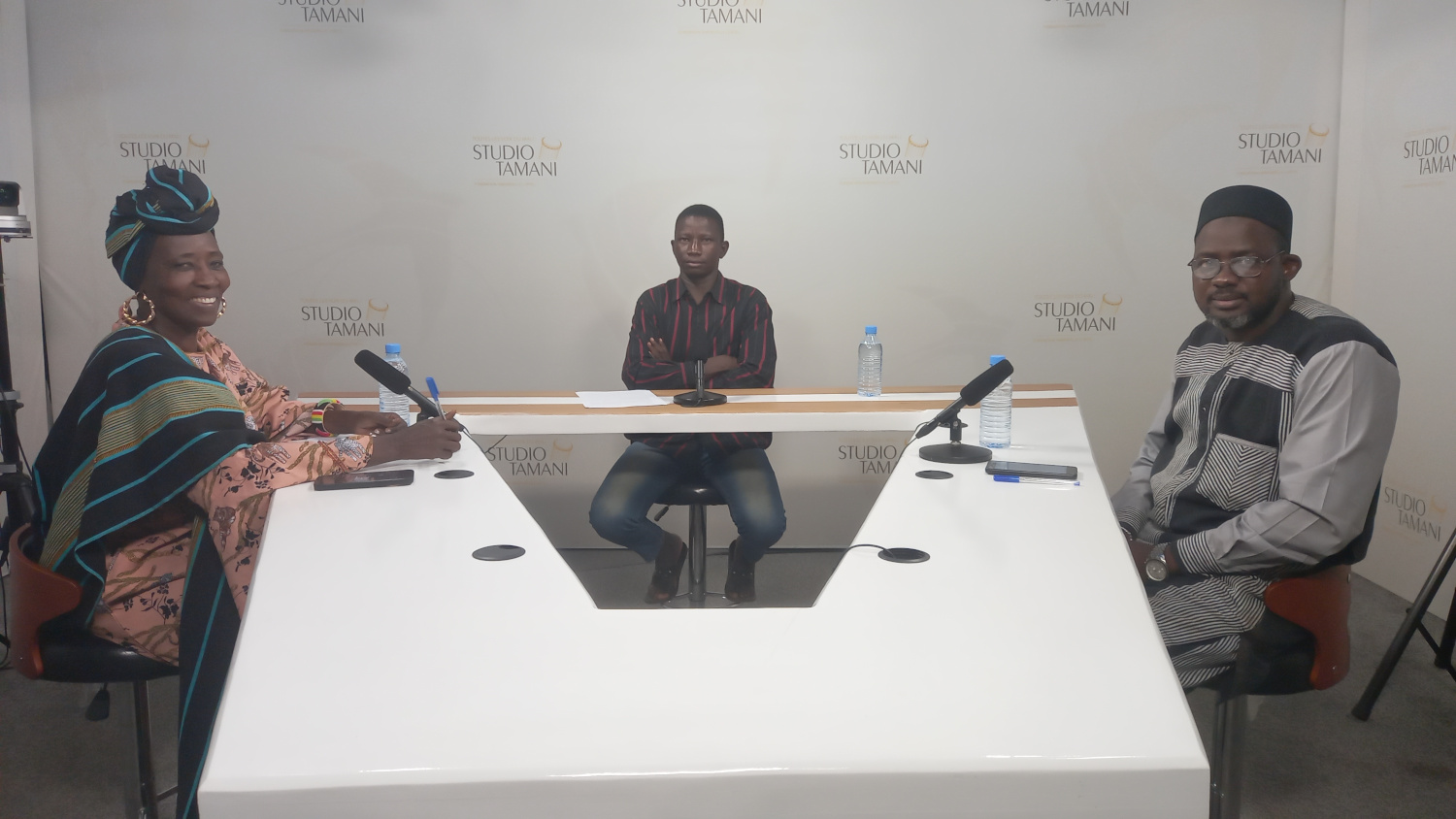 En temps de crises : la radio capable du meilleur comme du pire