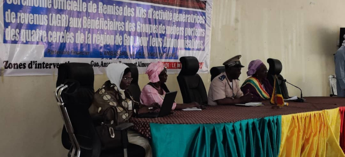 Des femmes de Gao dotées de Kits génératrices de revenus