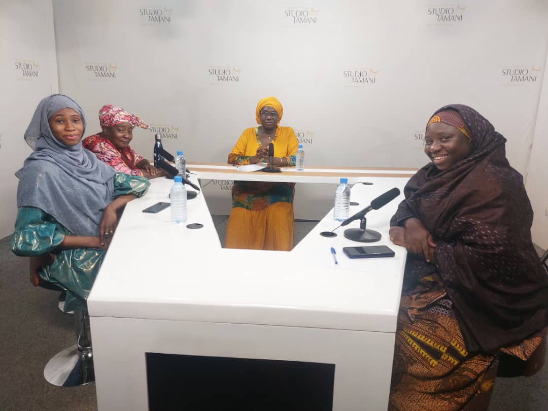 Radio et femme, sur la même longueur d’ondes