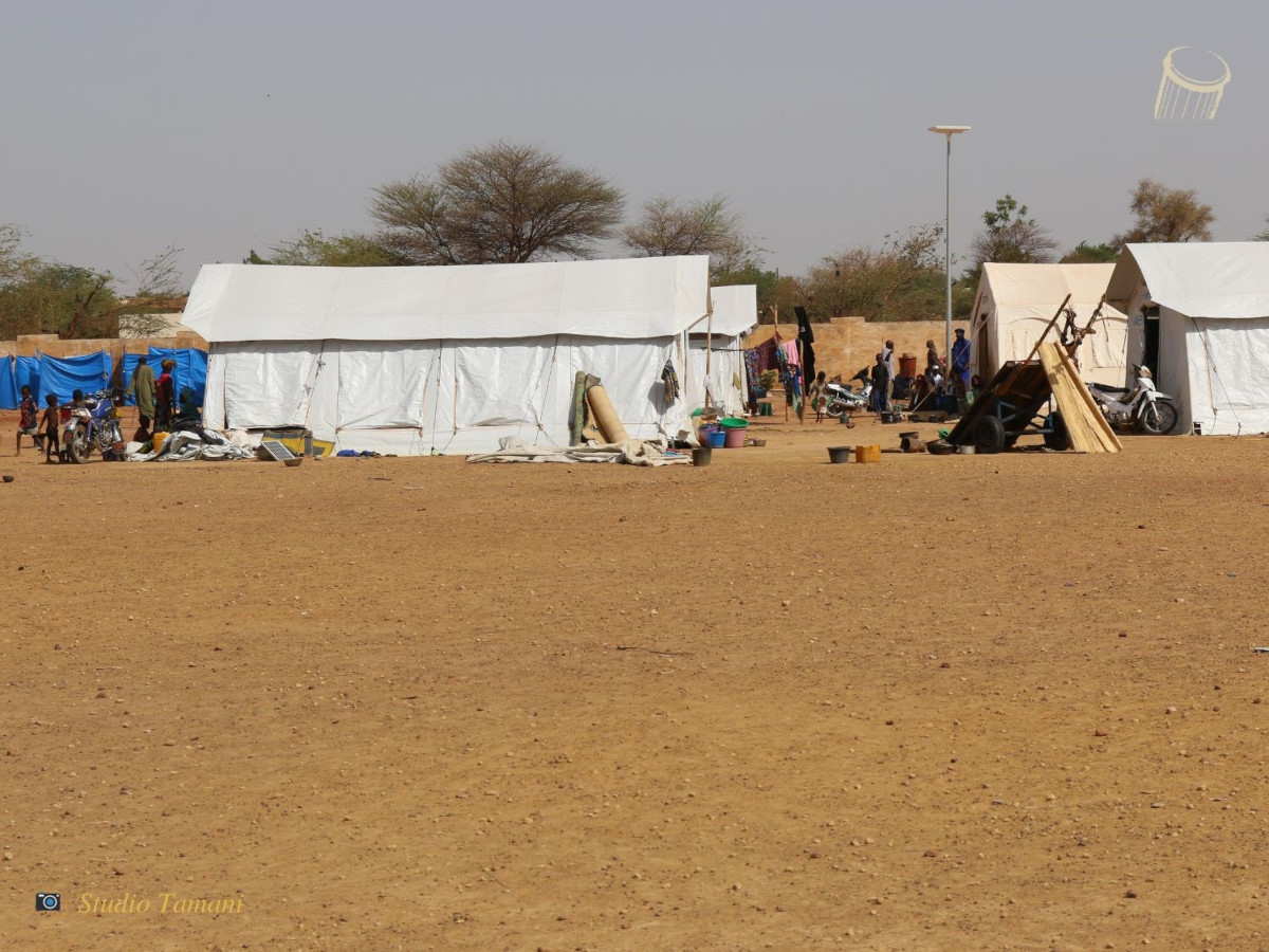 Canicule: Sous les tentes brûlantes des déplacés