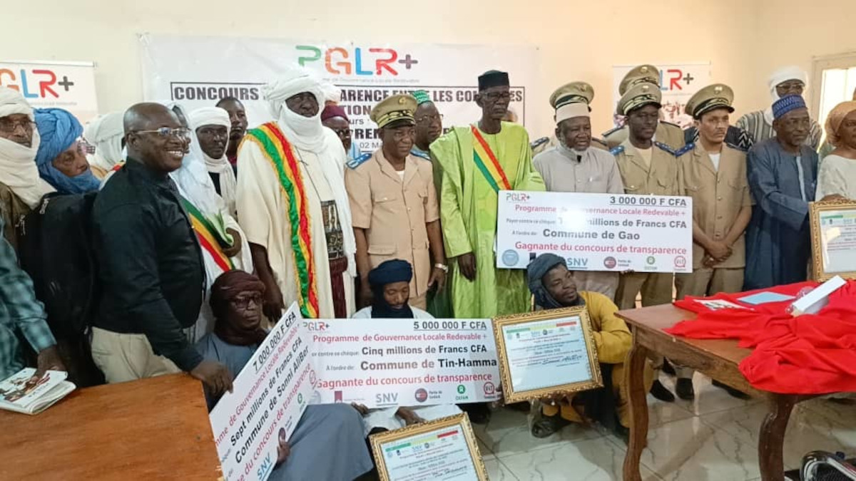 Les lauréats du concours de transparence reçoivent leurs prix à Gao