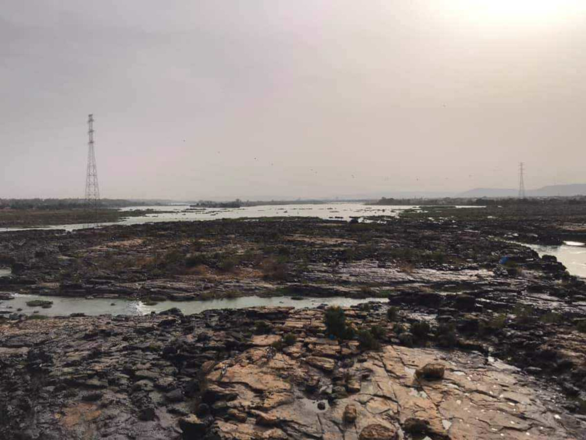 Magazine parlons de l’environnement « Quand les effets du changement climatique menacent l’existence de cours d’eau au Mali »