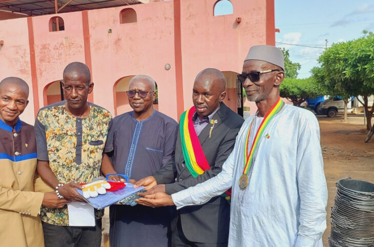 Don d’équipements à l’Association des éboueurs traditionnels de Koulikoro