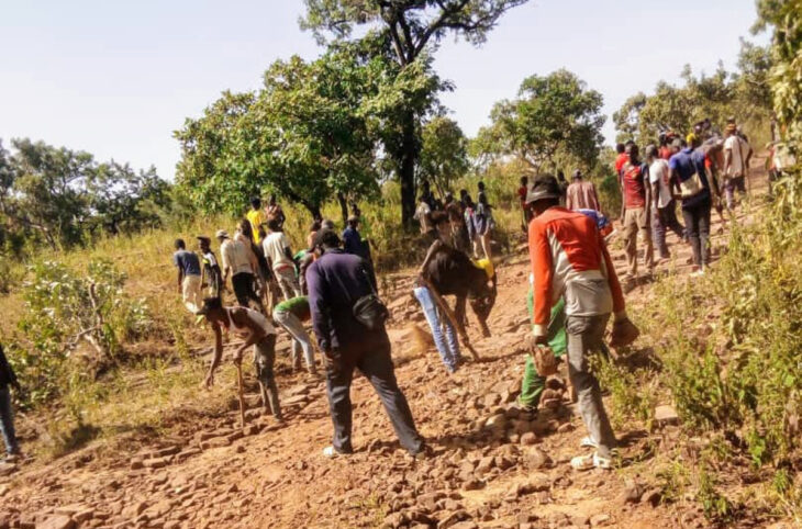 Réhabilitation de la route de Niamblia et Gounfan par la population