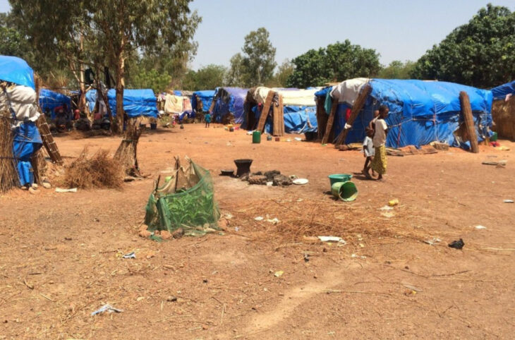Au Mali, les jeunes filles déplacées entre précarité et insécurité