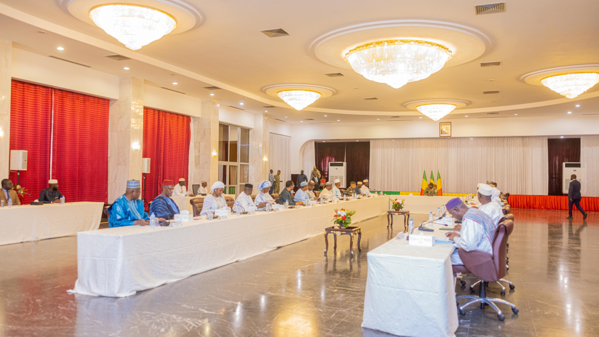 Transition : les huit commandements du nouveau gouvernement