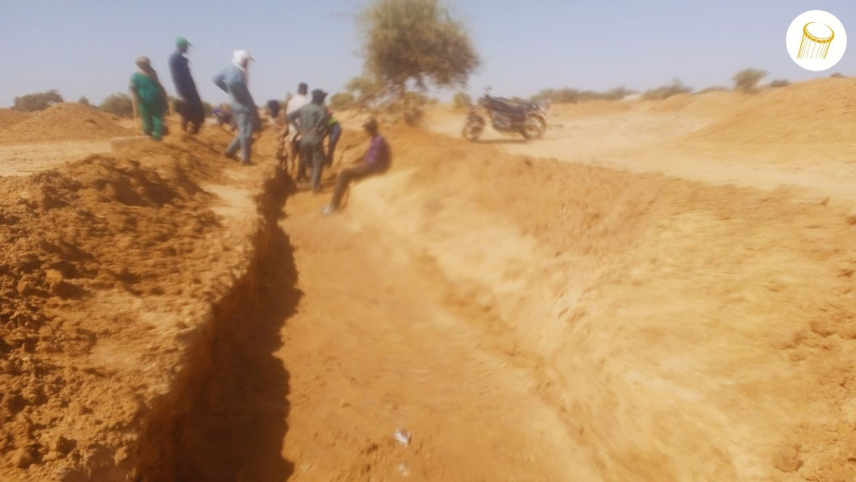 Des habitants de Bazi Haoussa mobilisés pour prévenir les inondations