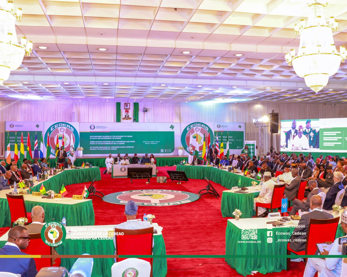 La CEDEAO maintient, « jusqu’à nouvel ordre », ses liens avec les pays de l’AES