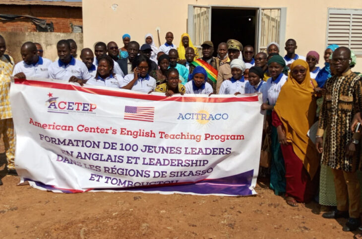 Renforcement des capacités des jeunes en anglais et en leadership