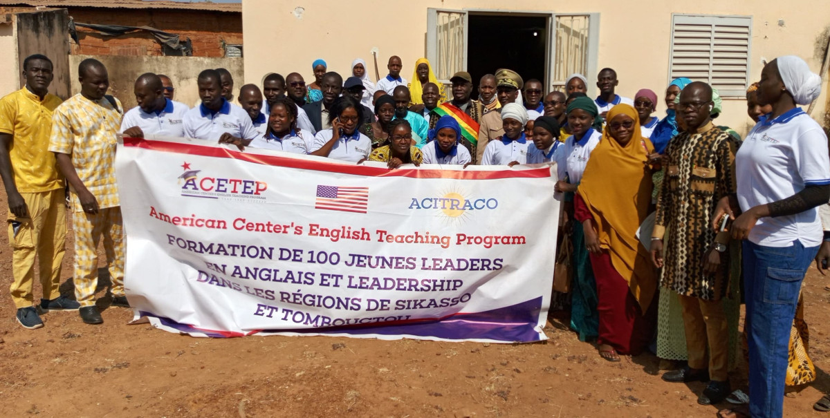 Renforcement des capacités des jeunes en anglais et en leadership