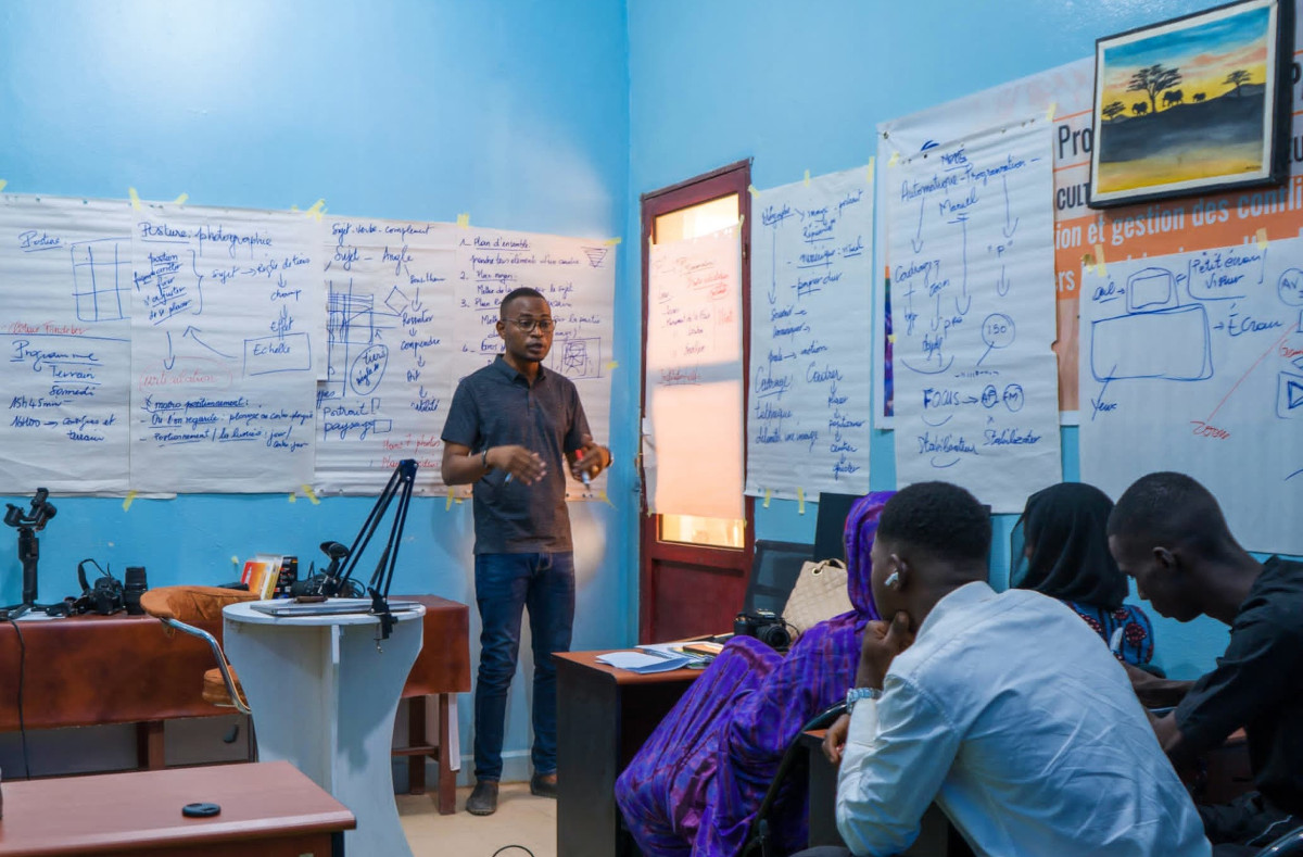 Des jeunes à l’école de l’audiovisuel à Tombouctou