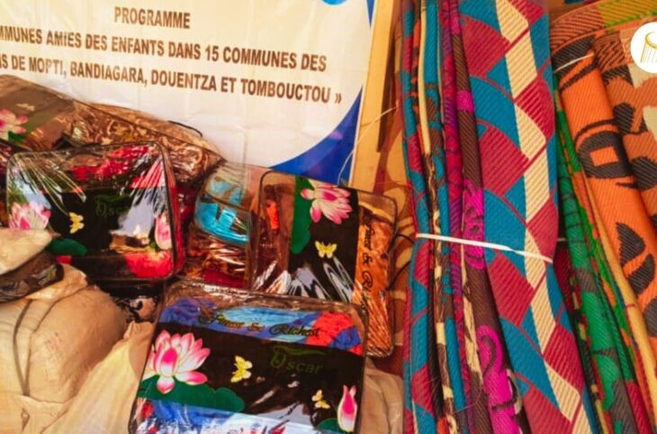 Remise de kit de dignité à la Commission communale des crises et catastrophes à Diré