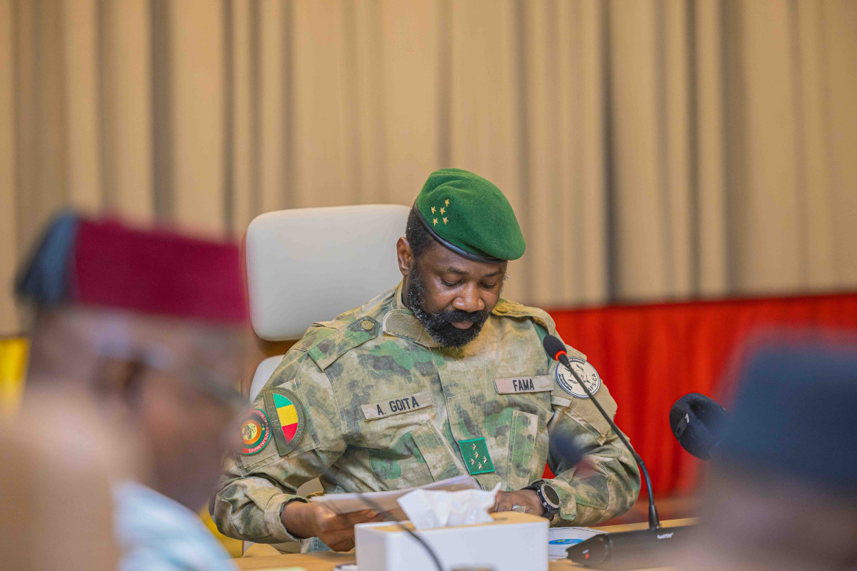 Au Mali, la Transition met fin à l’existence des partis et organisations politiques