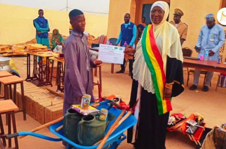 Remise d'attestations à une vingtaine de jeunes de Bourem