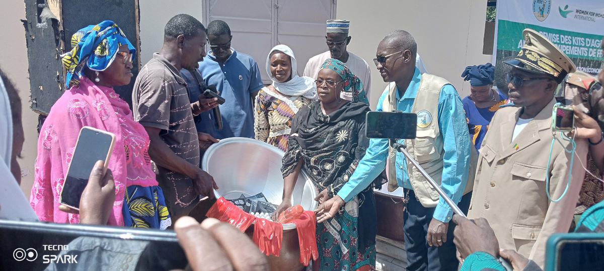 San : don de kits AGR à dix groupements de femmes