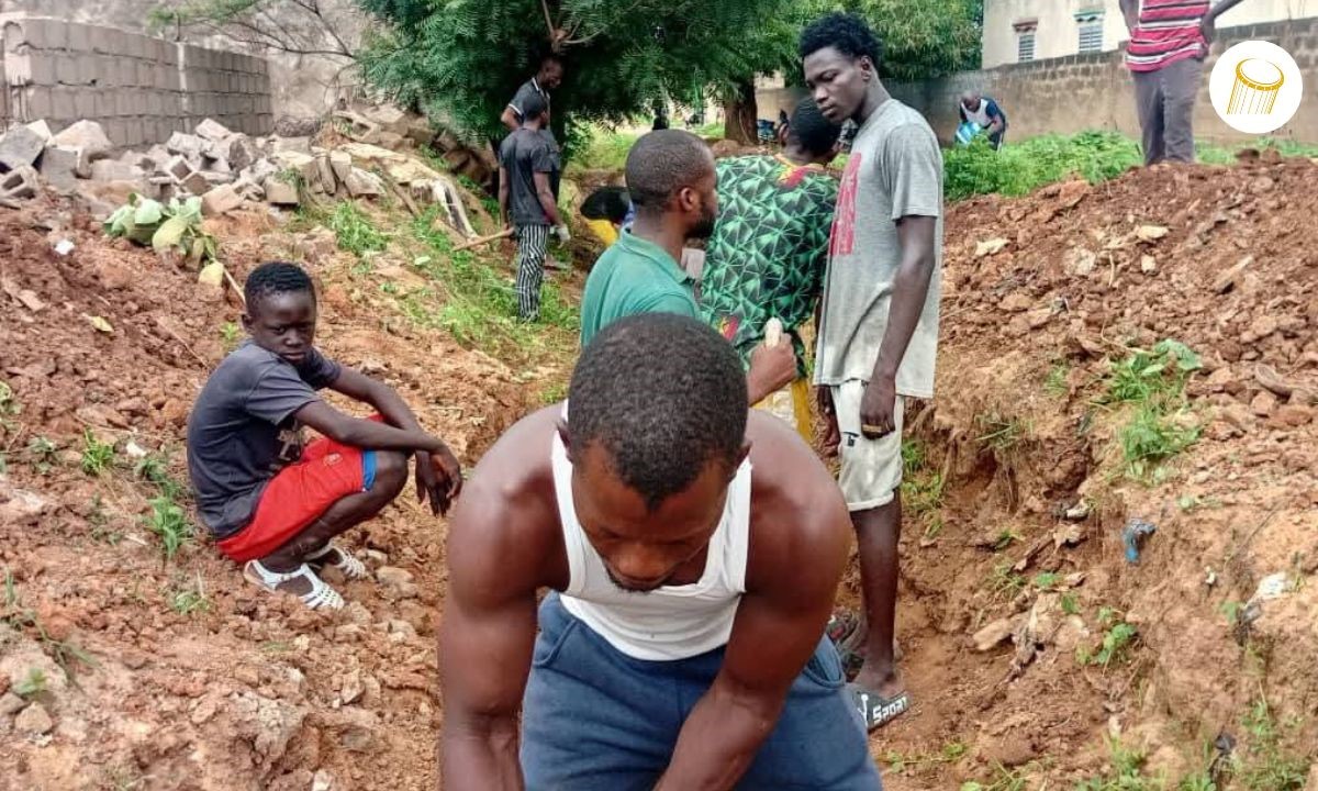 À Ouallia et Mahina-Diallola, la jeunesse anticipe les dégâts des pluies