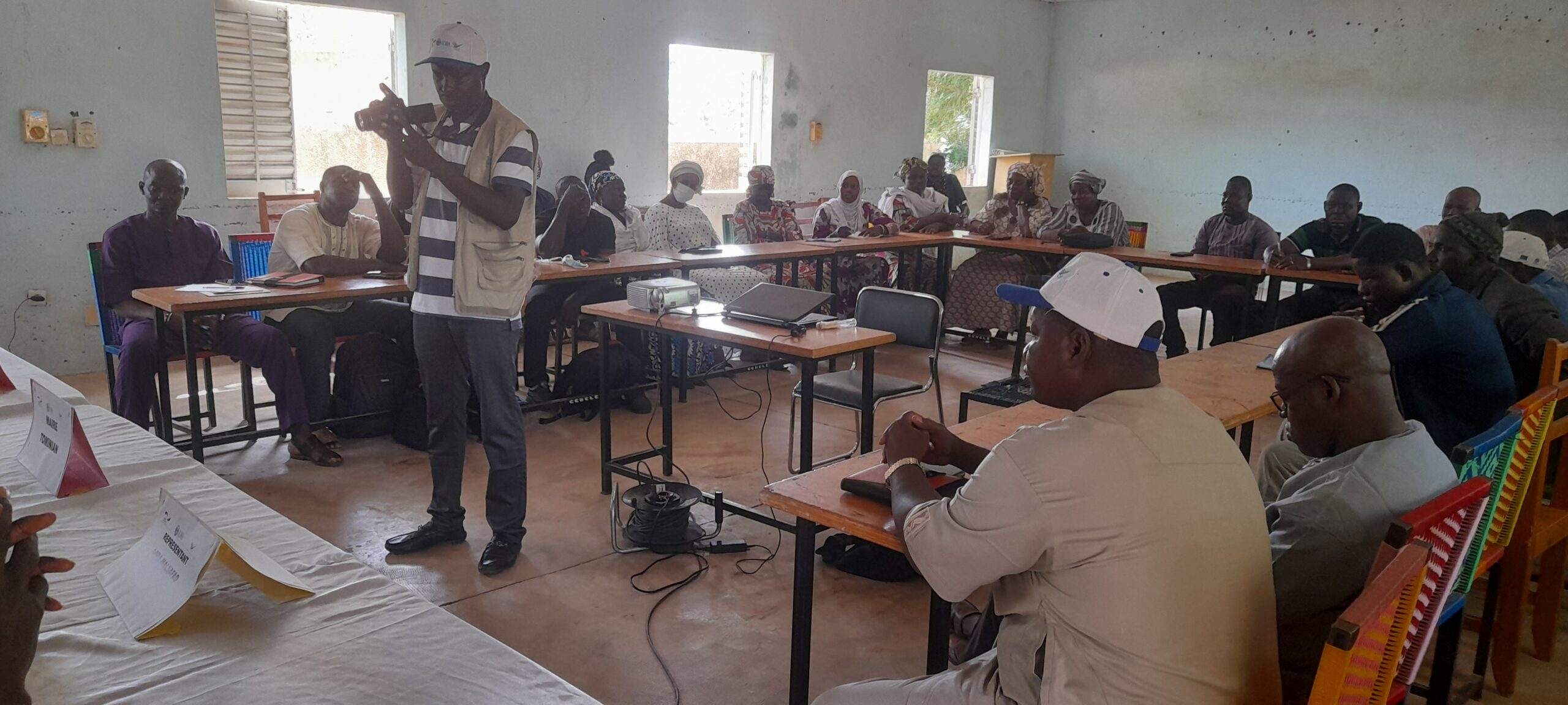 Les humanitaires sensibilisés sur le changement climatique à Tominian